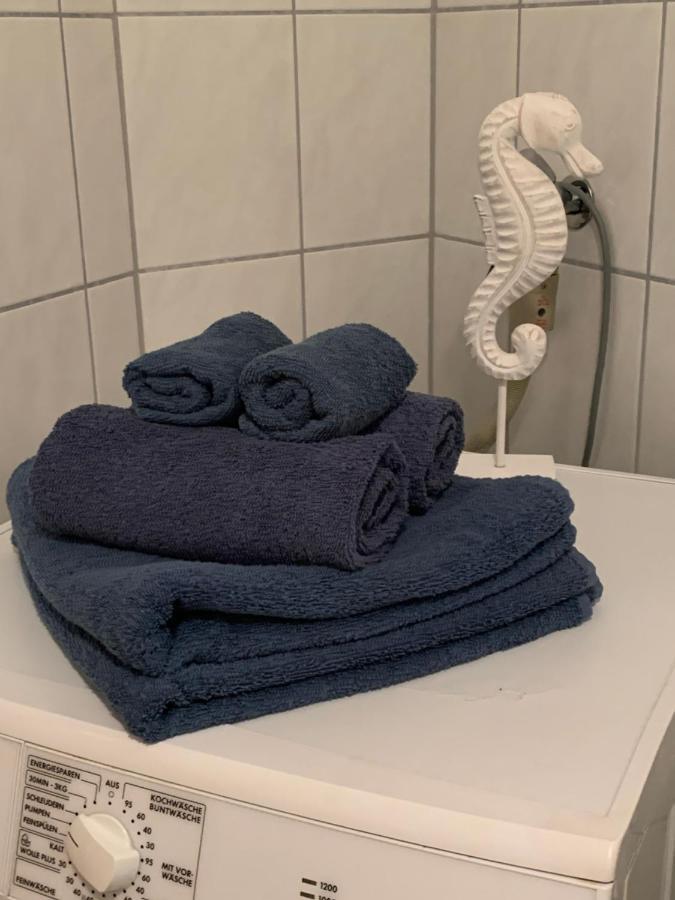 Cityapartment direkt am Hafen Friedrichshafen Bagian luar foto