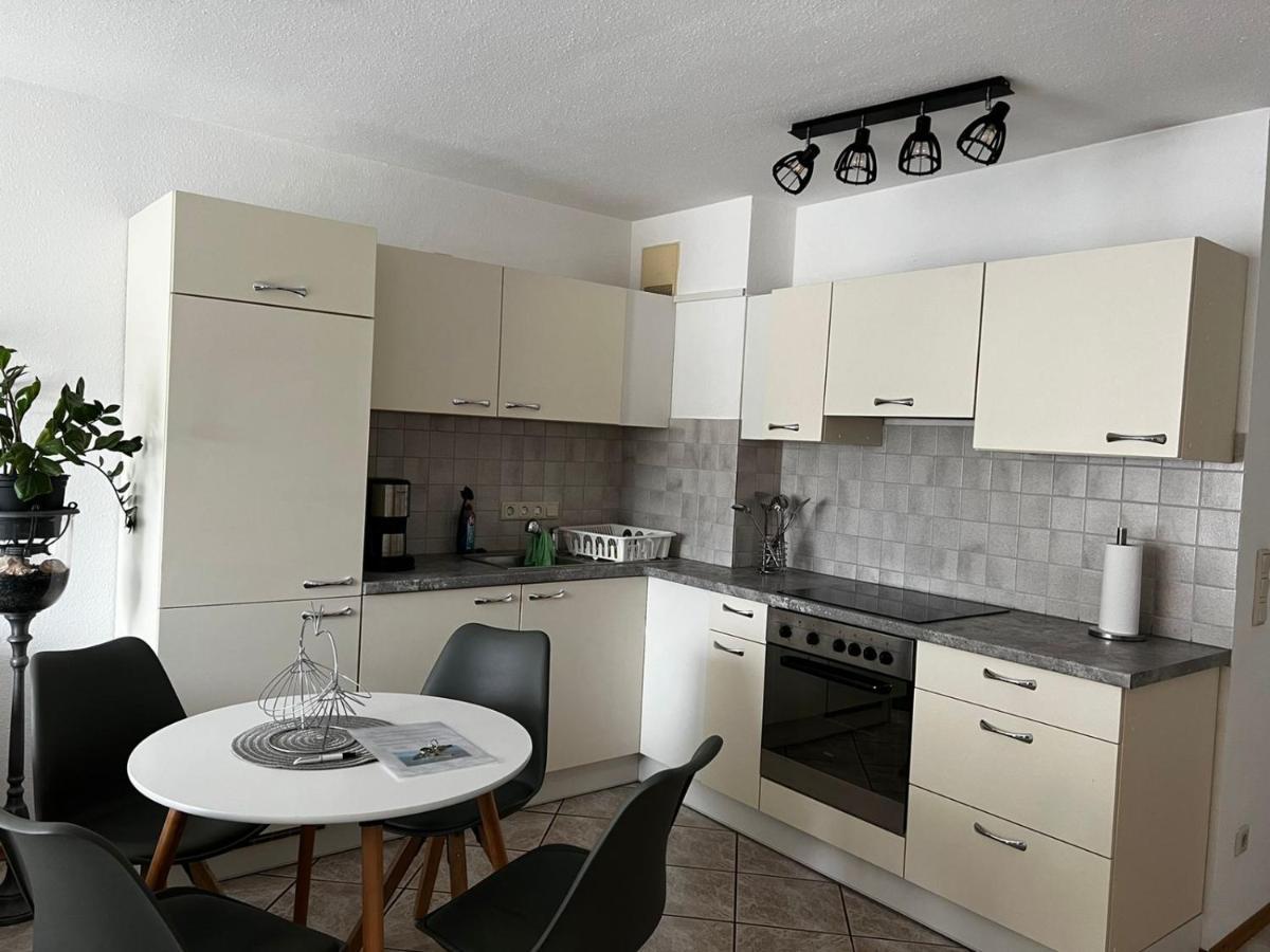 Cityapartment direkt am Hafen Friedrichshafen Bagian luar foto