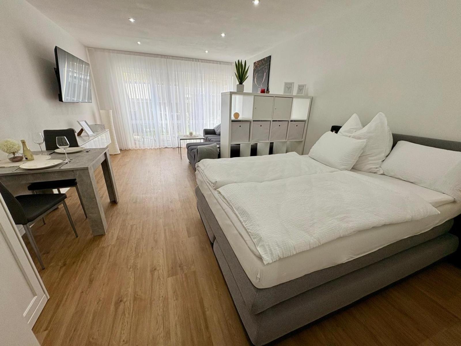 Cityapartment direkt am Hafen Friedrichshafen Bagian luar foto