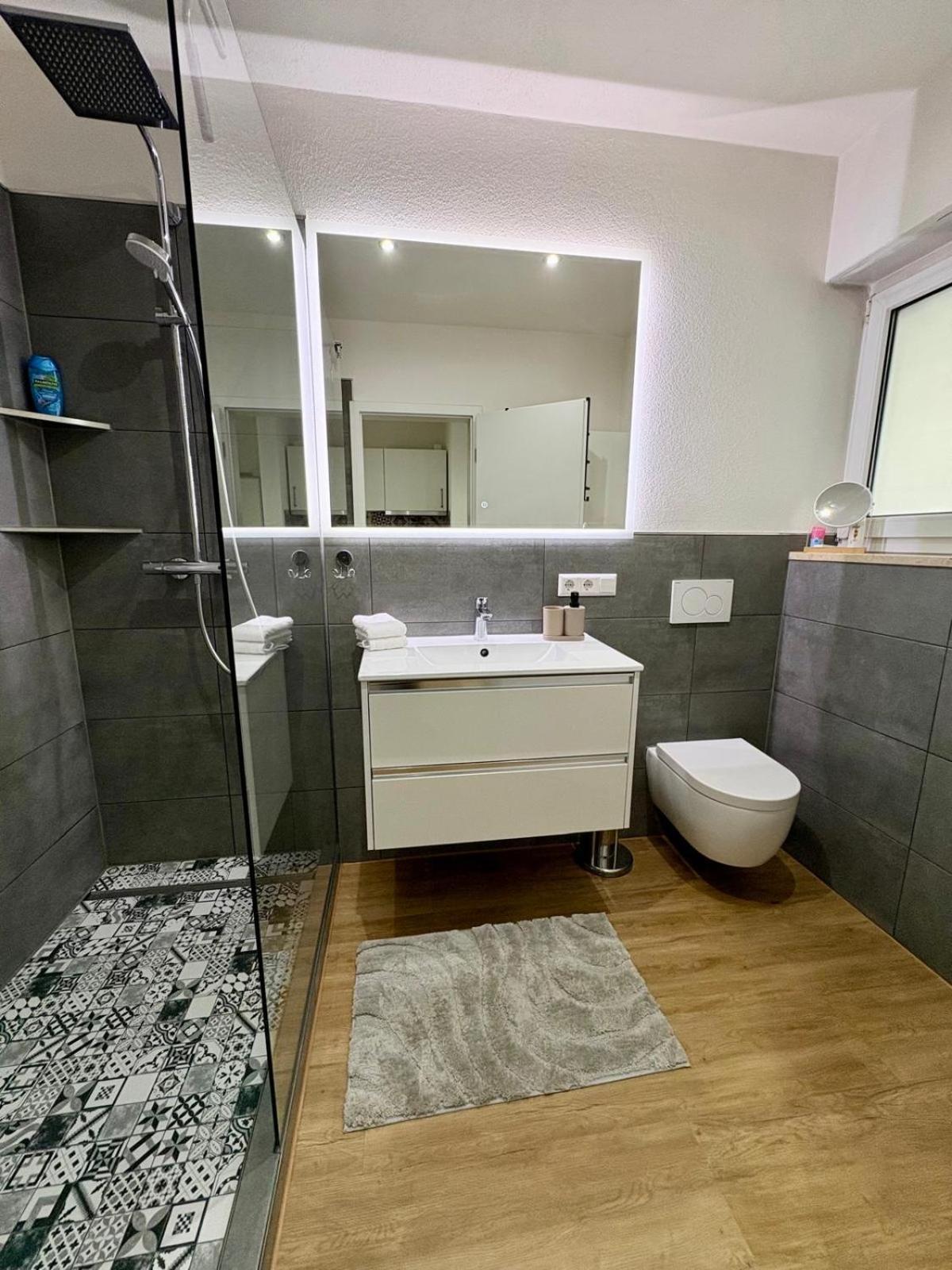Cityapartment direkt am Hafen Friedrichshafen Bagian luar foto